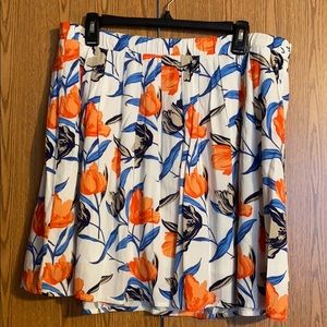 5/$25 Beautiful Knee Length Floral Skirt